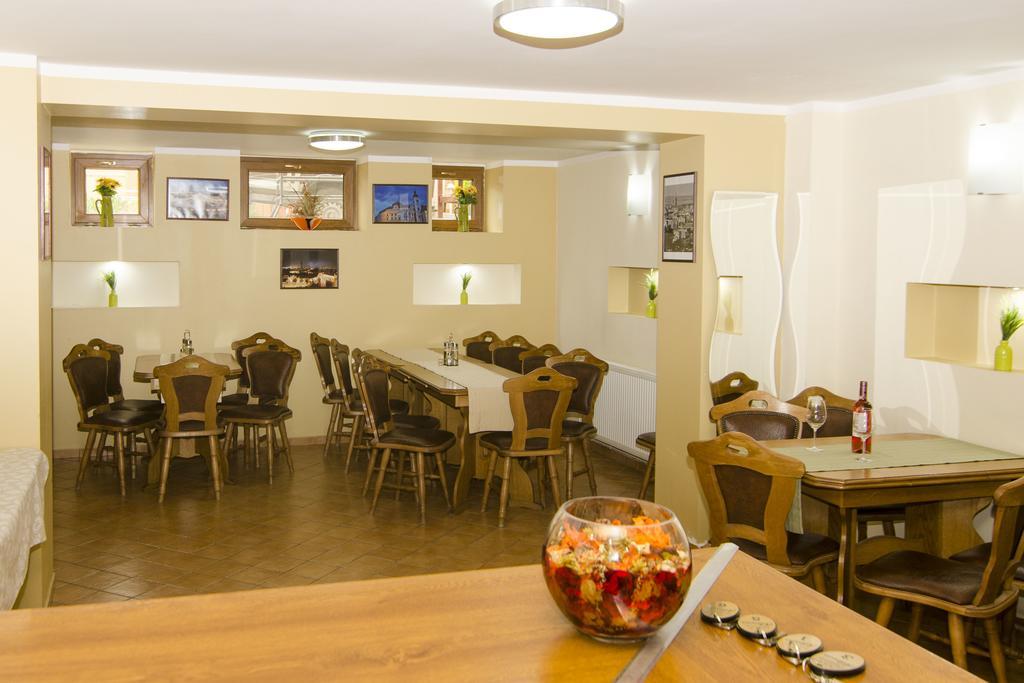 Pension Alexia Sibiu Exteriör bild
