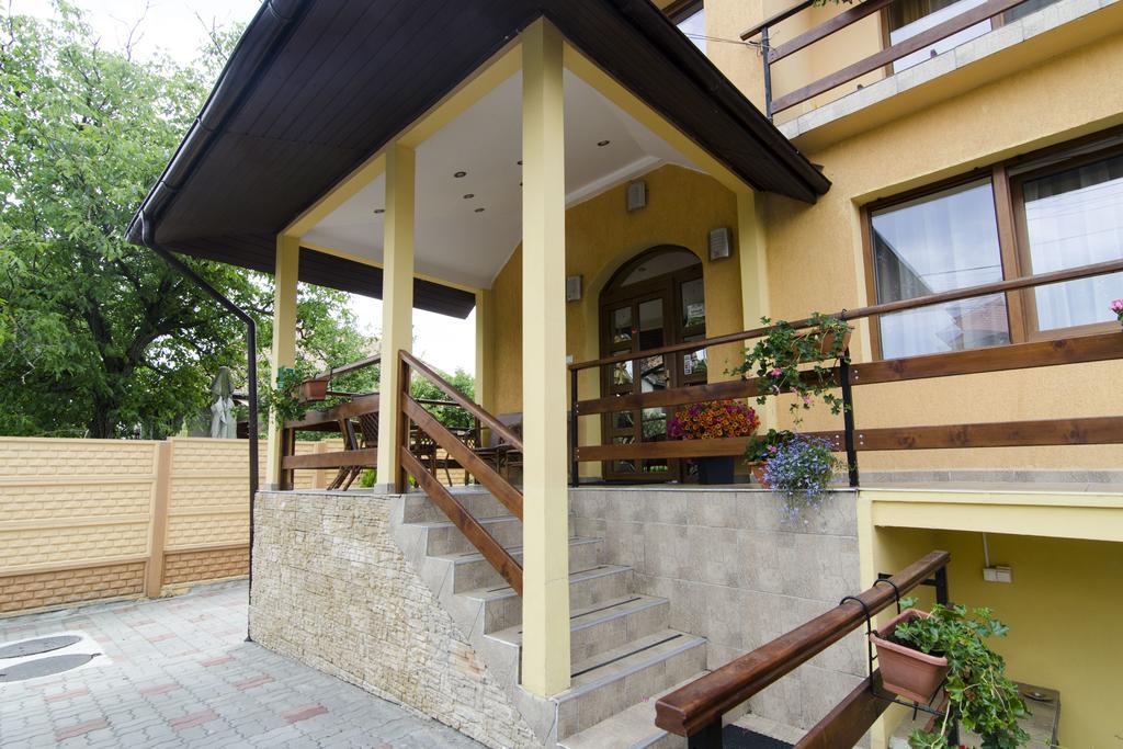 Pension Alexia Sibiu Exteriör bild