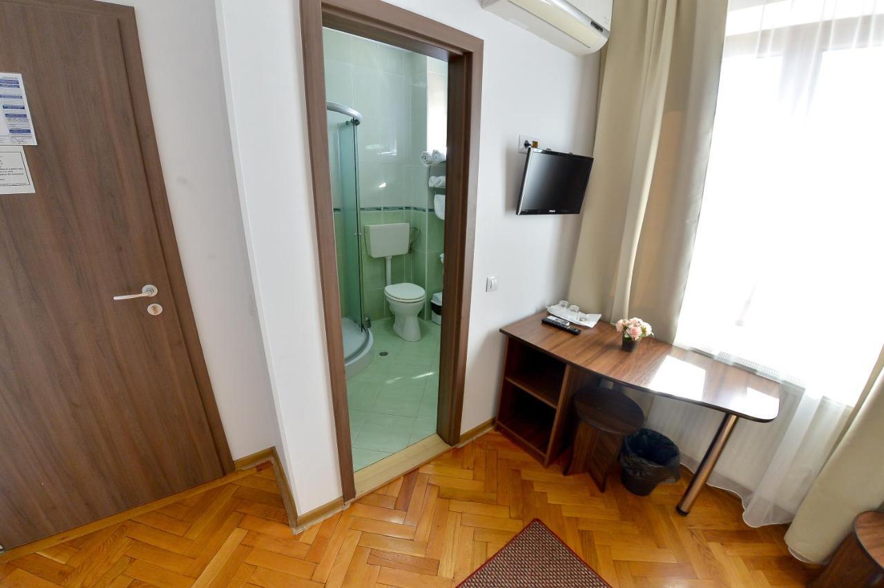 Pension Alexia Sibiu Exteriör bild