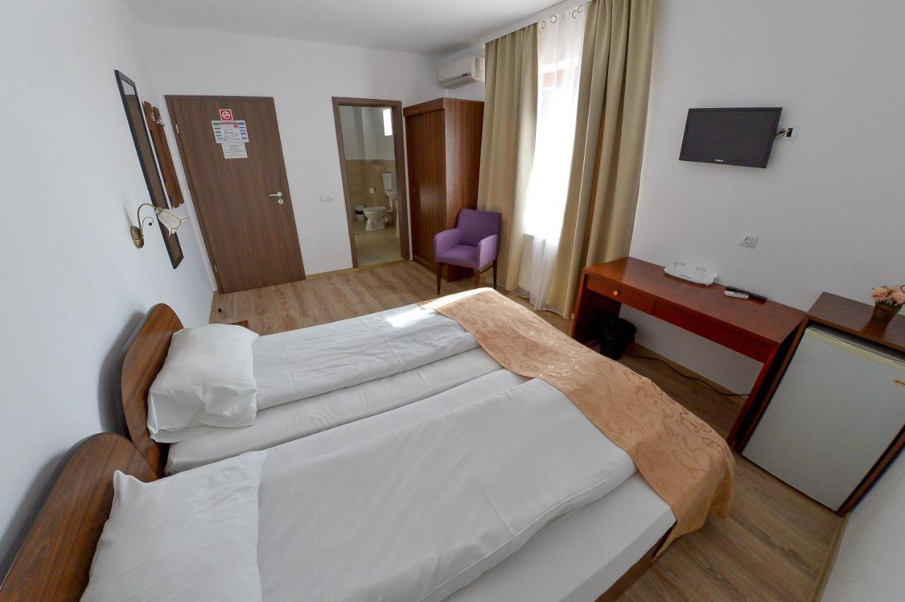 Pension Alexia Sibiu Exteriör bild